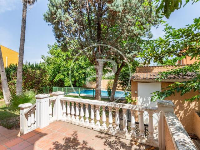 Casa en venta en Los Almendros, el Camp de Túria