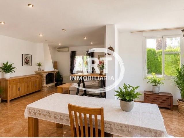 Casa en venta en Los Almendros, el Camp de Túria