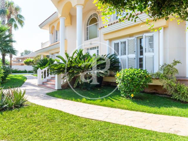Casa en venta en Los Almendros, el Camp de Túria