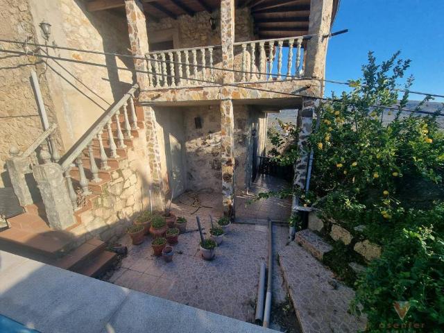 Casa en venta en Eljas, Extremadura