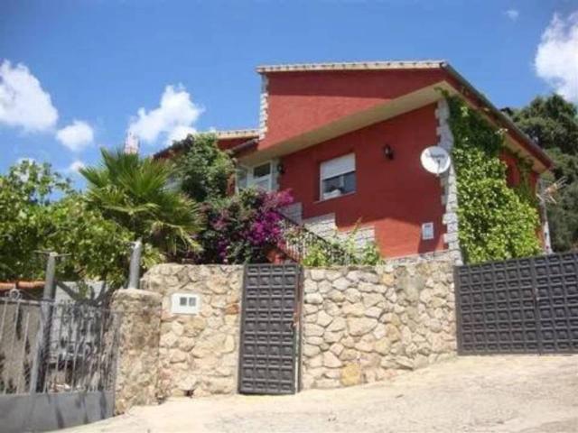 Casa en venta en Eljas, Extremadura