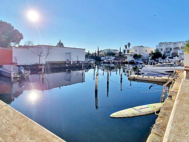 Casa en venta en Empuriabrava i entorn, Castelló d'Empúries