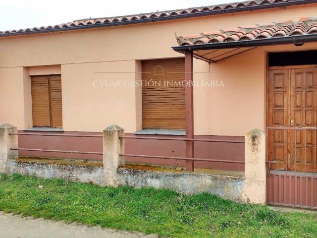 Casa en venta en Encinas De Abajo