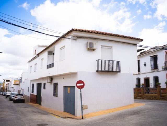 Casa en venta en Lucena, Andalucía