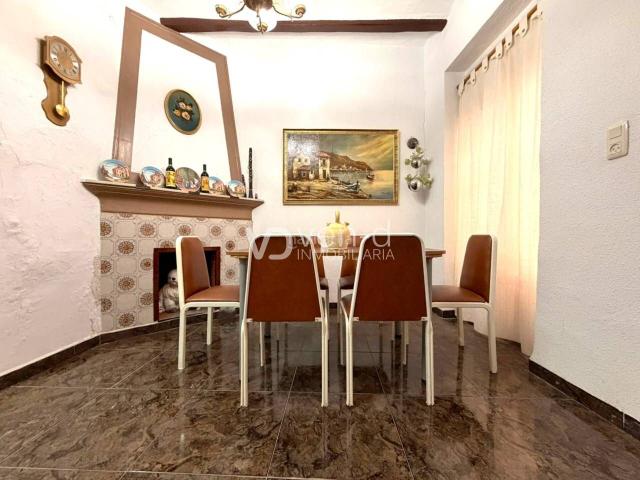Casa en venta en La Canal de Navarrés, Valencia