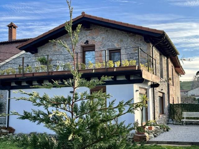 Casa en venta en Entrambasaguas, Cantabria
