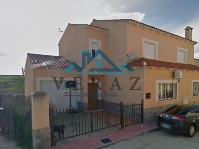 Casa en venta en Erustes