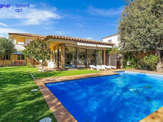 Casa en venta en Alt Empordà, Catalunya