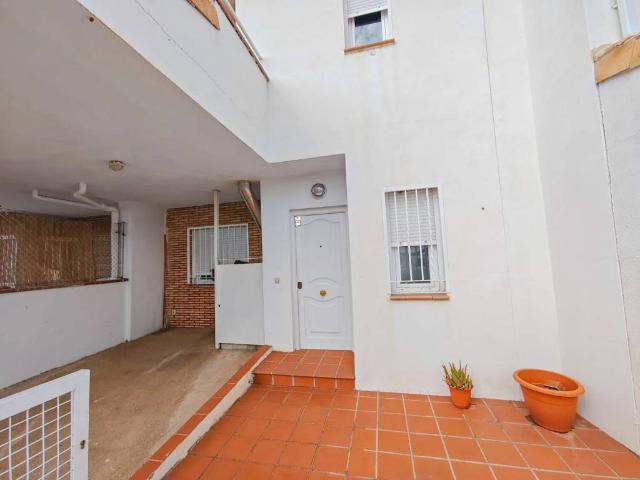 Casa en venta en Almonacid De Toledo, Castilla-La Mancha