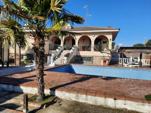 Casa en venta en Escalona, Castilla-La Mancha