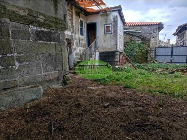 Casa en venta en Ourense, Galicia