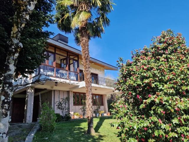 Casa en venta en Ourense, Galicia