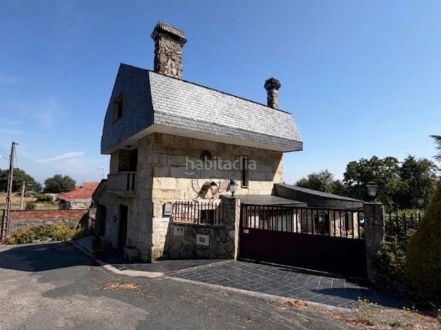 Casa en venta en Ourense, Galicia