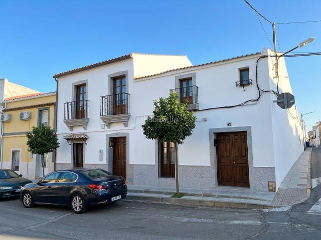 Casa en venta en Esparragalejo, Extremadura