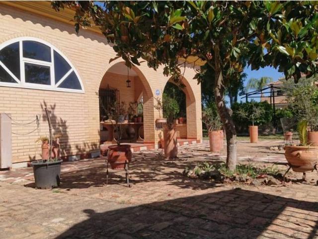 Casa en venta en Espartinas, Andalucía
