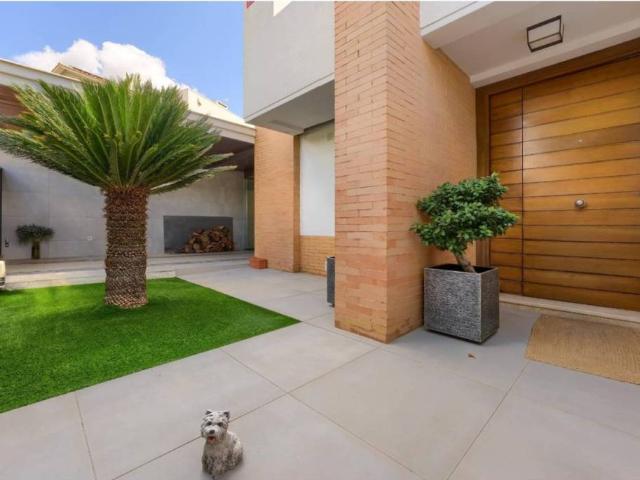 Casa en venta en Espartinas, Andalucía