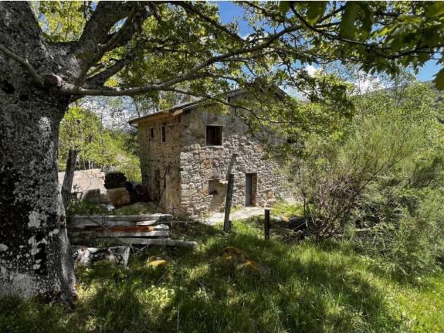 Casa en venta en Espinosa De Los Monteros, Castilla y León