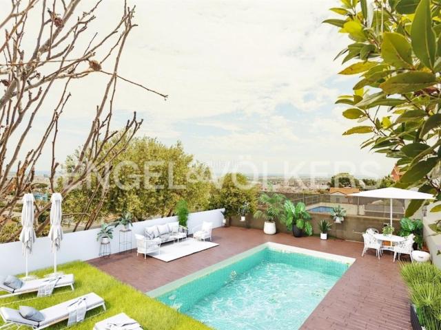 Casa en venta en Esplugues De Llobregat, la Mallola