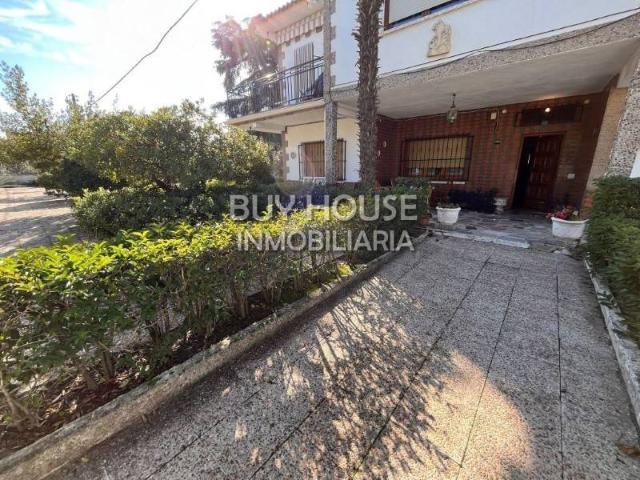 Casa en venta en Esquivias