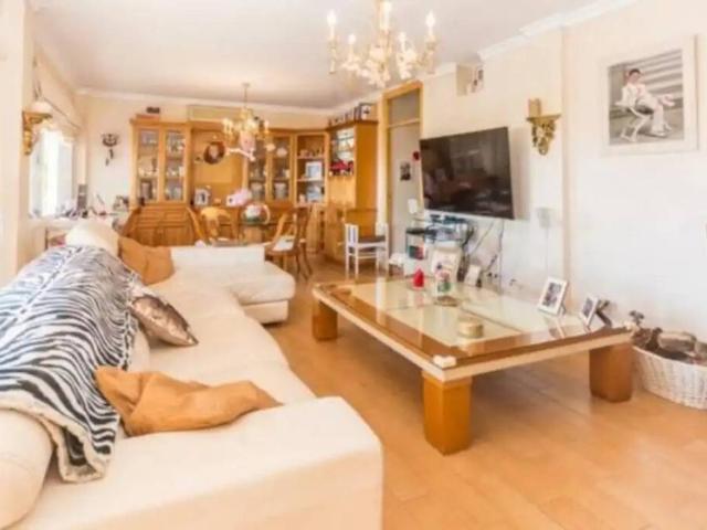 Casa en venta en El Padrón, Costa del Sol Occidental