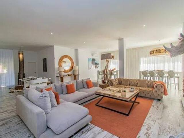Casa en venta en Monte Biarritz, Costa del Sol Occidental