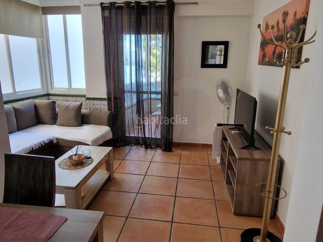Casa en venta en Barriada Islas Canarias, Costa del Sol Occidental