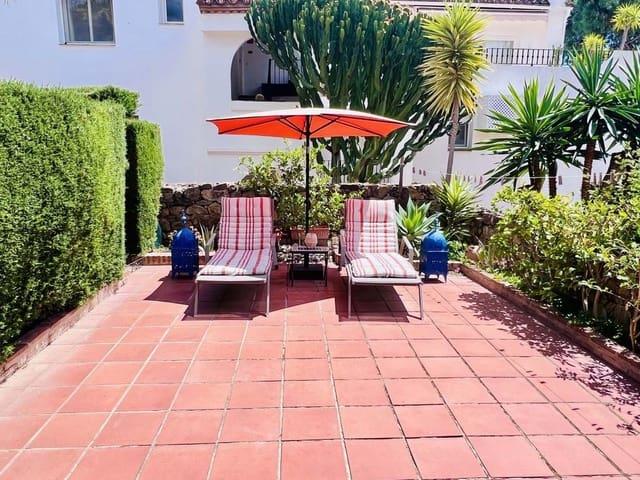 Casa en venta en Barriada Islas Canarias, Costa del Sol Occidental