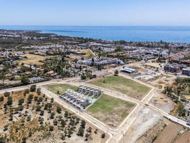 Casa en venta en La Alquería-El Paraíso, Costa del Sol Occidental