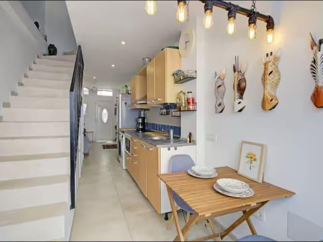 Casa en venta en Barriada Islas Canarias, Costa del Sol Occidental