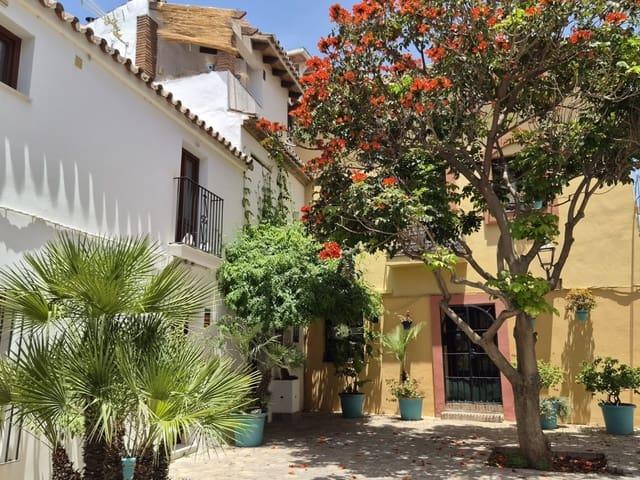 Casa en venta en Barriada Islas Canarias, Costa del Sol Occidental