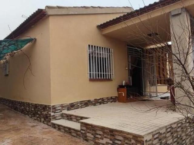 Casa en venta en Estremera, Madrid