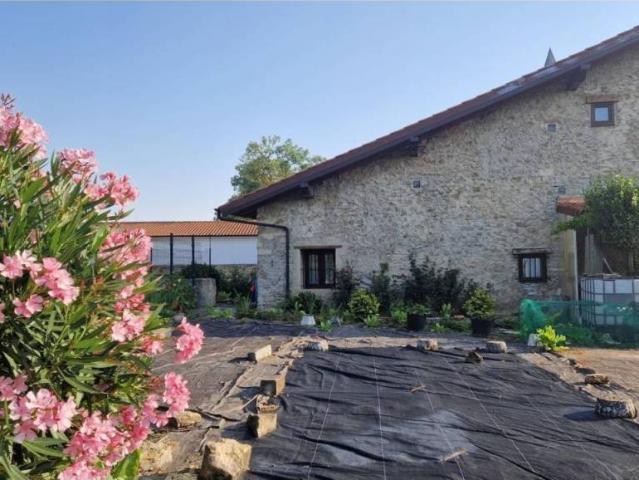 Casa en venta en Etxauri, Navarra