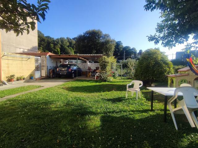 Casa en venta en Fene, Ferrol
