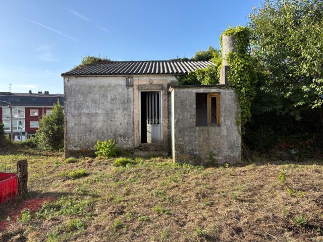 Casa en venta en Fene, Ferrol