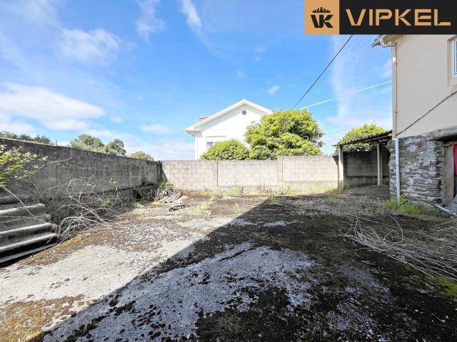 Casa en venta en O Penedo de Riba, Ferrol