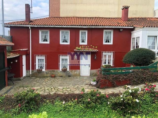Casa en venta en Ferrol, Galicia