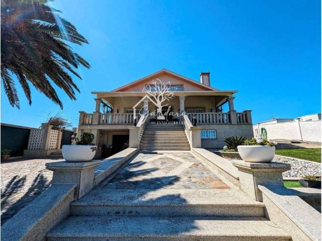 Casa en venta en Ferrol, Galicia