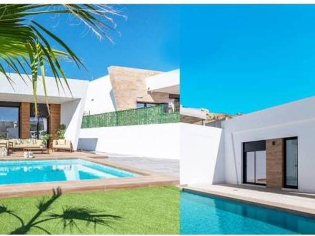 Casa en venta en Finestrat, Valencia