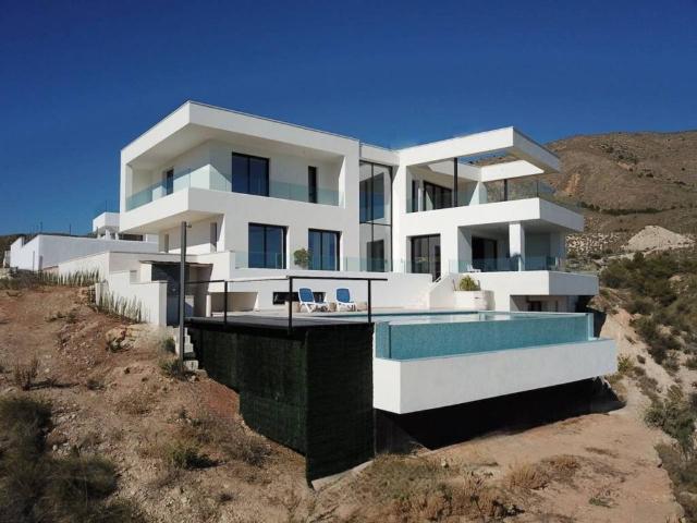 Casa en venta en Finestrat, Alacant / Alicante