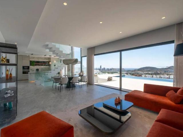 Casa en venta en Finestrat, Urbanització Golf Badia