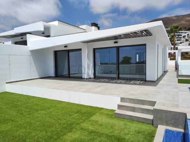 Casa en venta en Finestrat, Urbanització Golf Badia