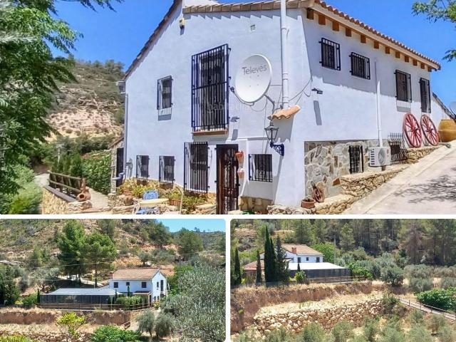 Casa en venta en Flix
