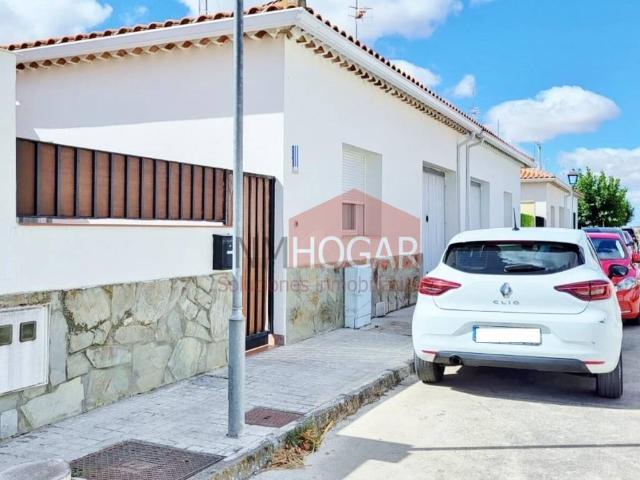 Casa en venta en Fontiveros, Ávila