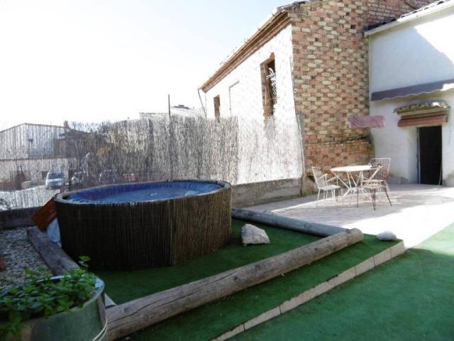 Casa en venta en Fonz, Huesca