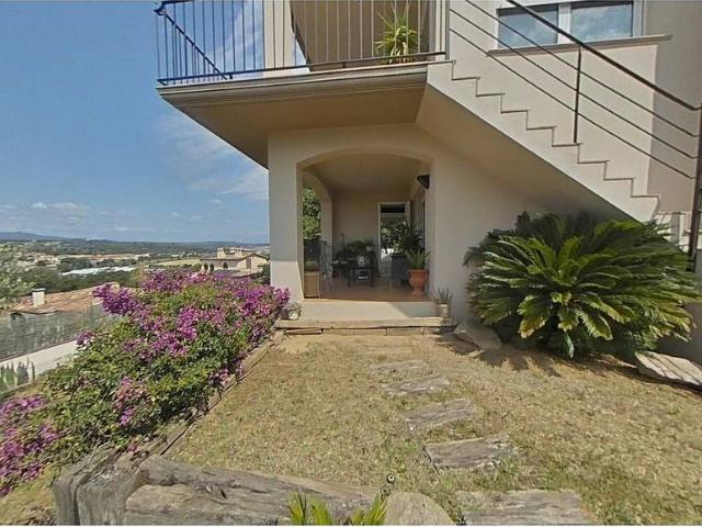 Casa en venta en La Bisbal D'empordà