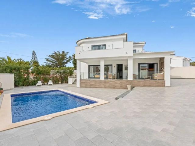 Casa en venta en Formentera Del Segura