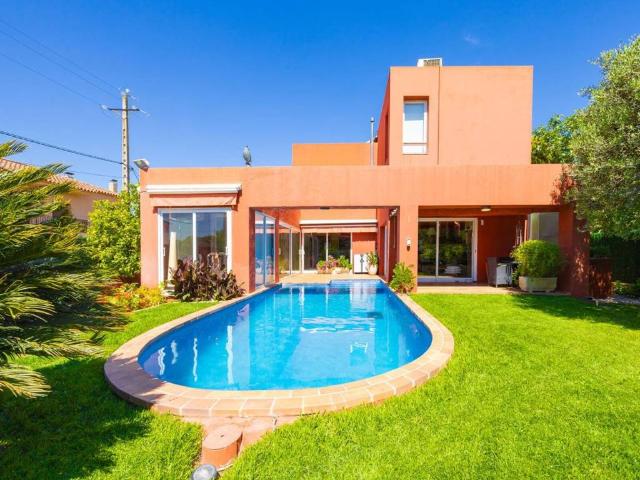 Casa en venta en Alt Empordà, Catalunya