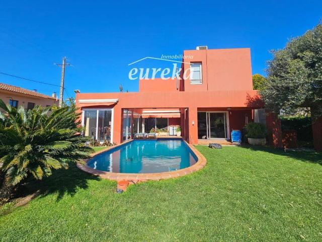 Casa en venta en Alt Empordà, Catalunya