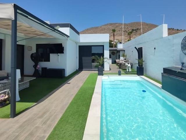 Casa en venta en Oriental, Murcia
