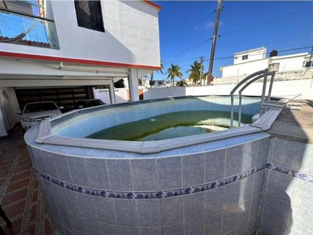 Casa en venta en Frac. Floresta